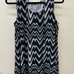 Soma Black and White Graphic Sleeveless Tank Top